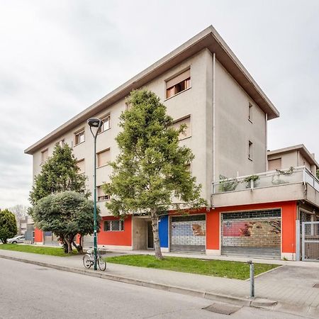 Rooms Vidar Train Station Marghera Esterno foto