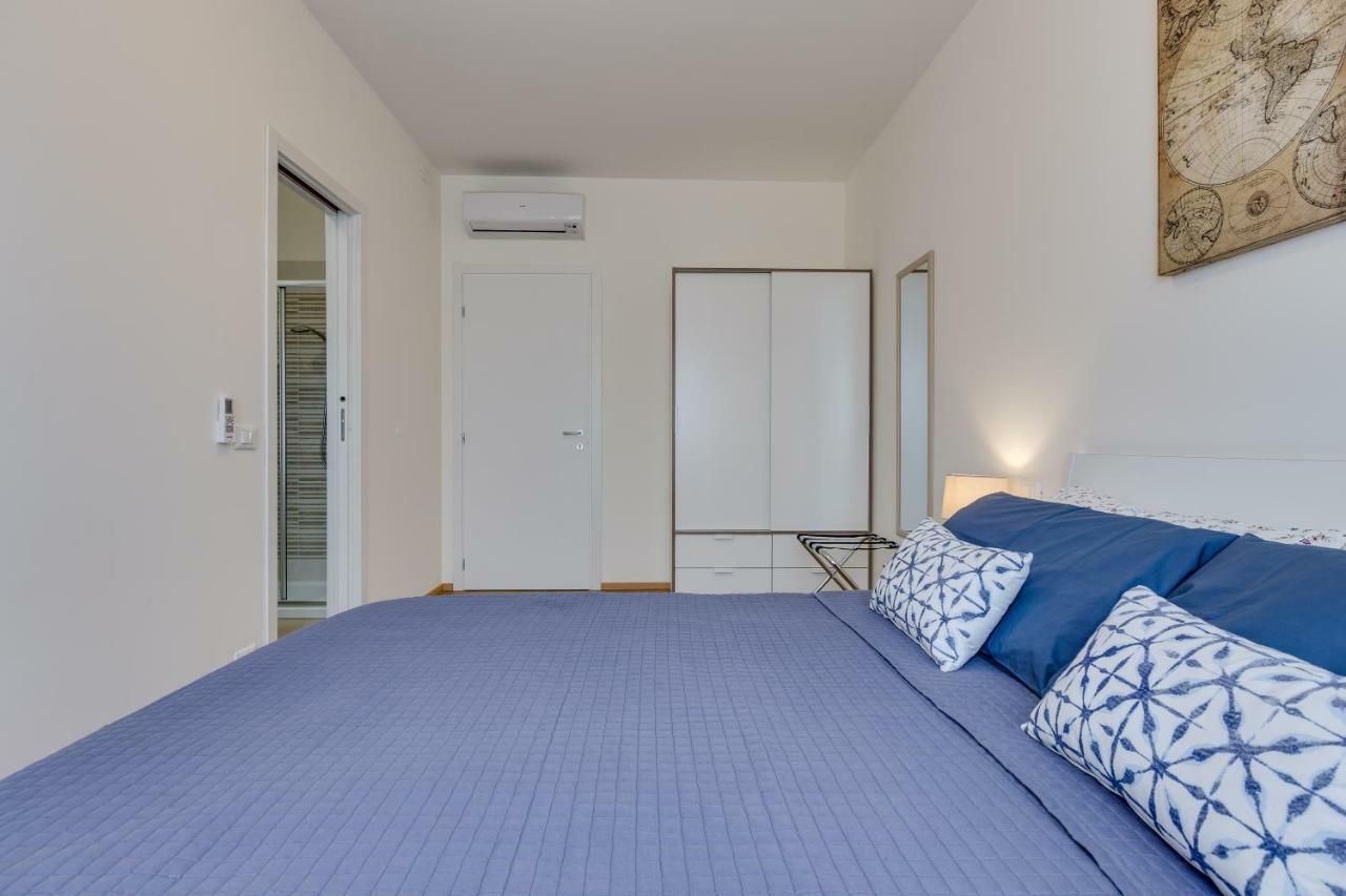 Rooms Vidar Train Station Marghera Esterno foto